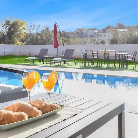 Rosignola In By Istrabook Villa *