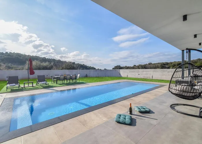 Rosignola In By Istrabook * Póla