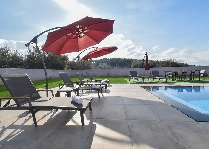 Rosignola In By Istrabook * Póla