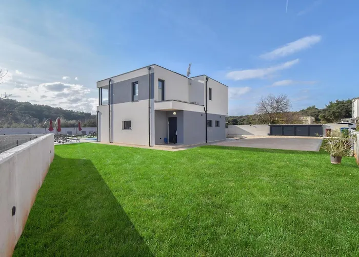 Rosignola In By Istrabook Villa Póla