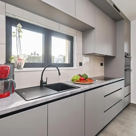 Rosignola In By Istrabook