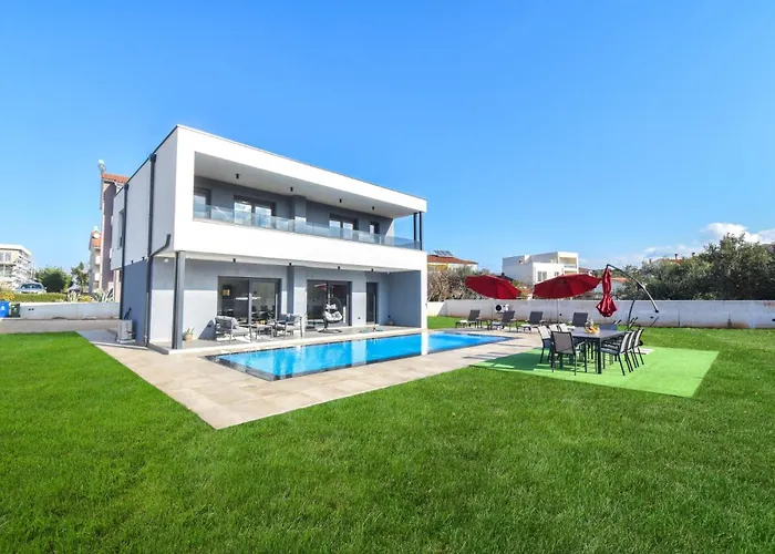 Rosignola In By Istrabook Vila *