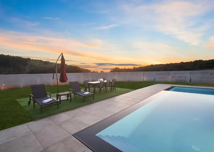 Rosignola In By Istrabook Pula