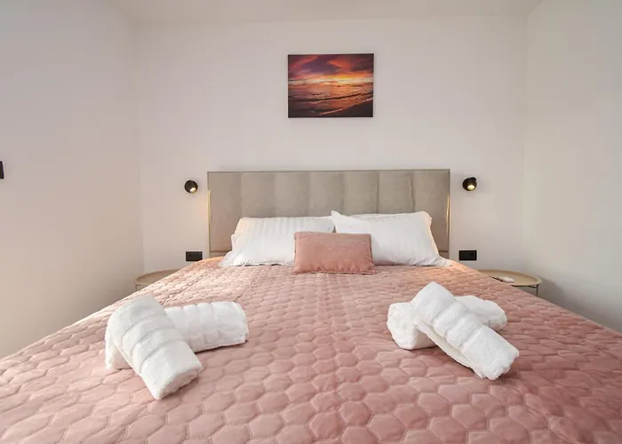 Rosignola In By Istrabook * Pula