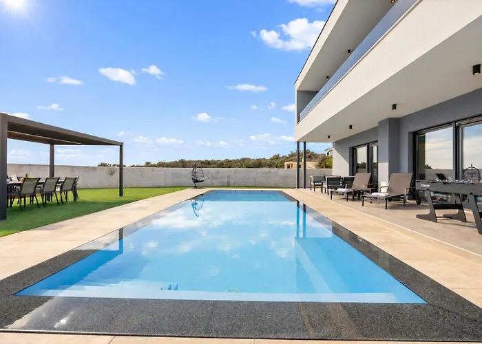 Rosignola In By Istrabook * Pula