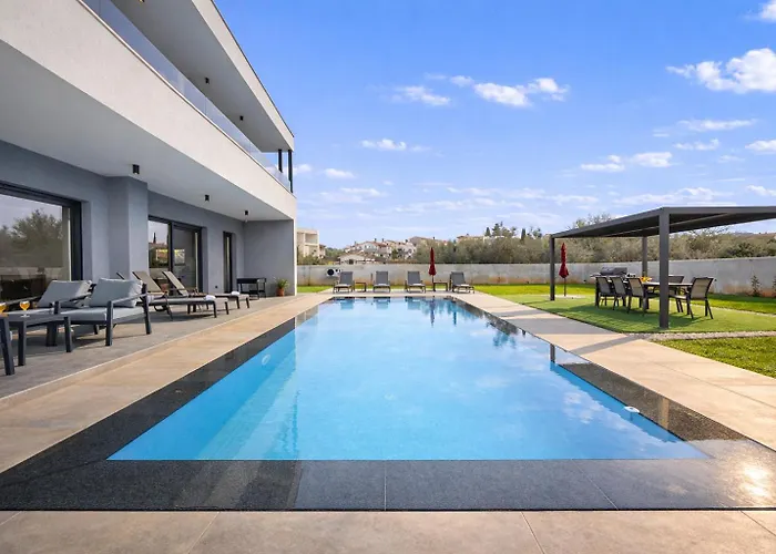 Villa Rosignola In By Istrabook Pula