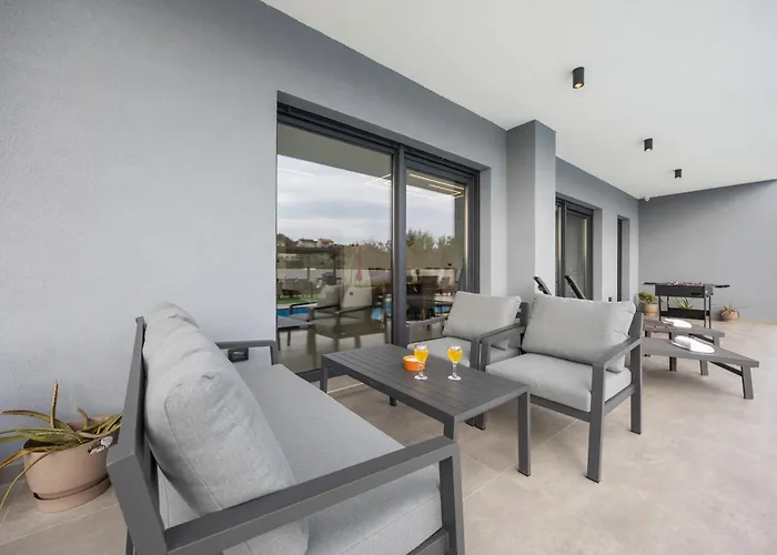 Villa Rosignola In By Istrabook Pula