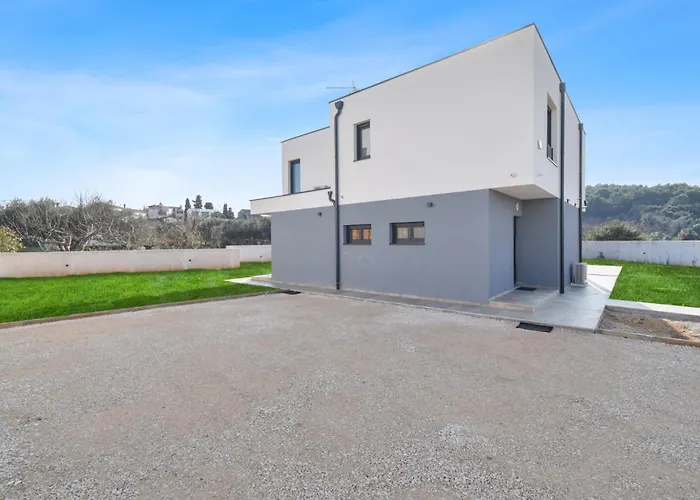 Rosignola In By Istrabook Pula