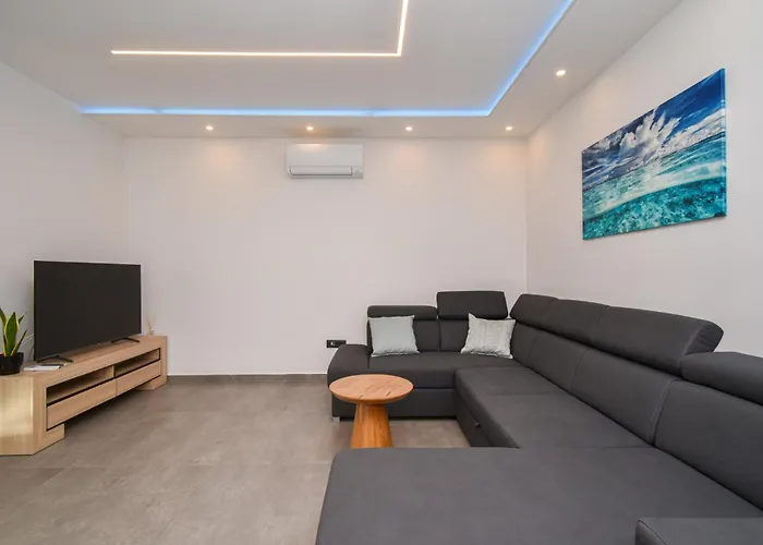 Rosignola In By Istrabook Villa