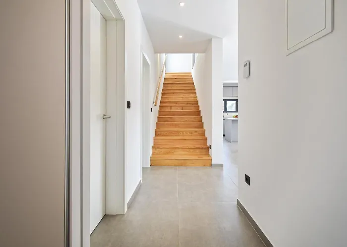 Rosignola In By Istrabook * Pula